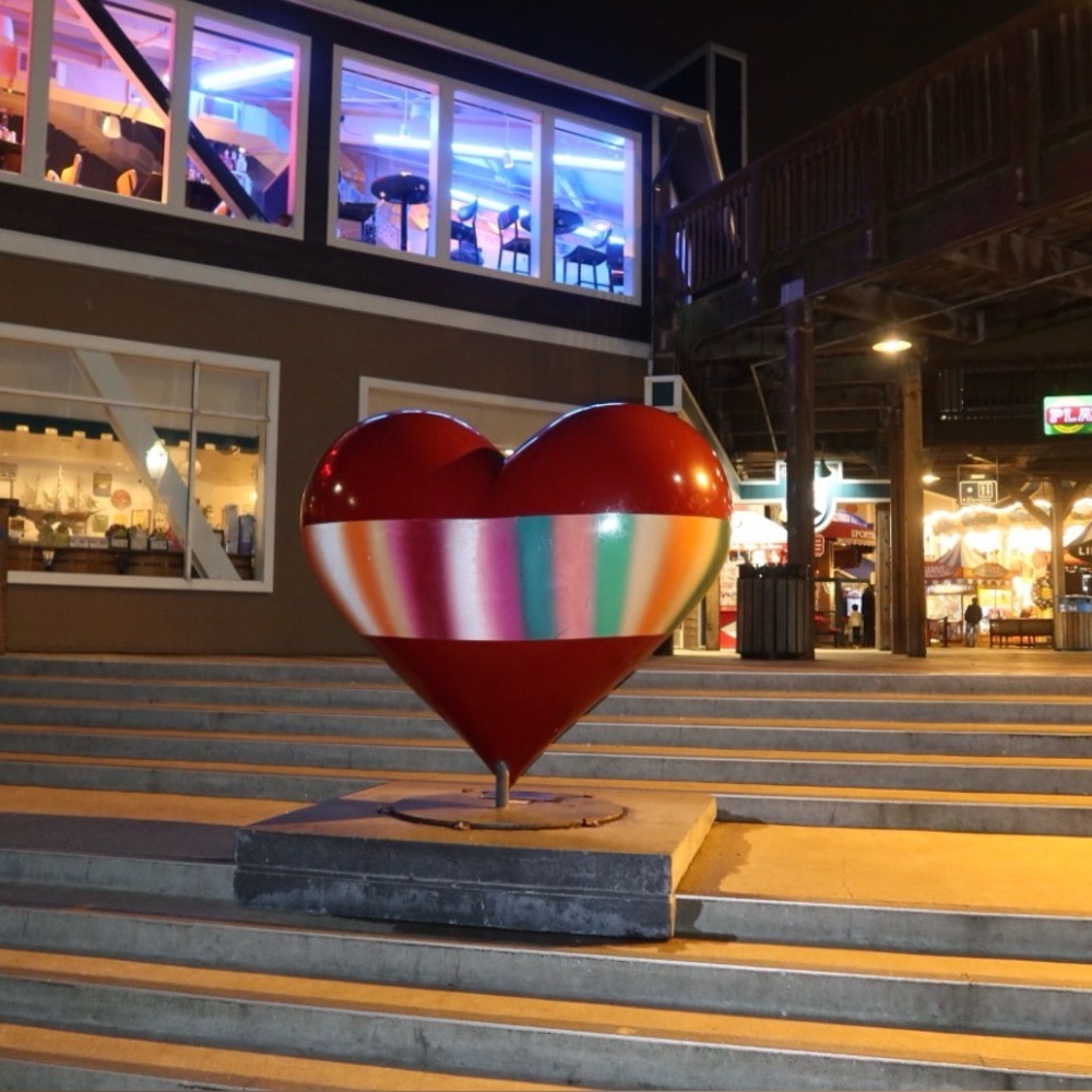 Meet Your Posher, Selena